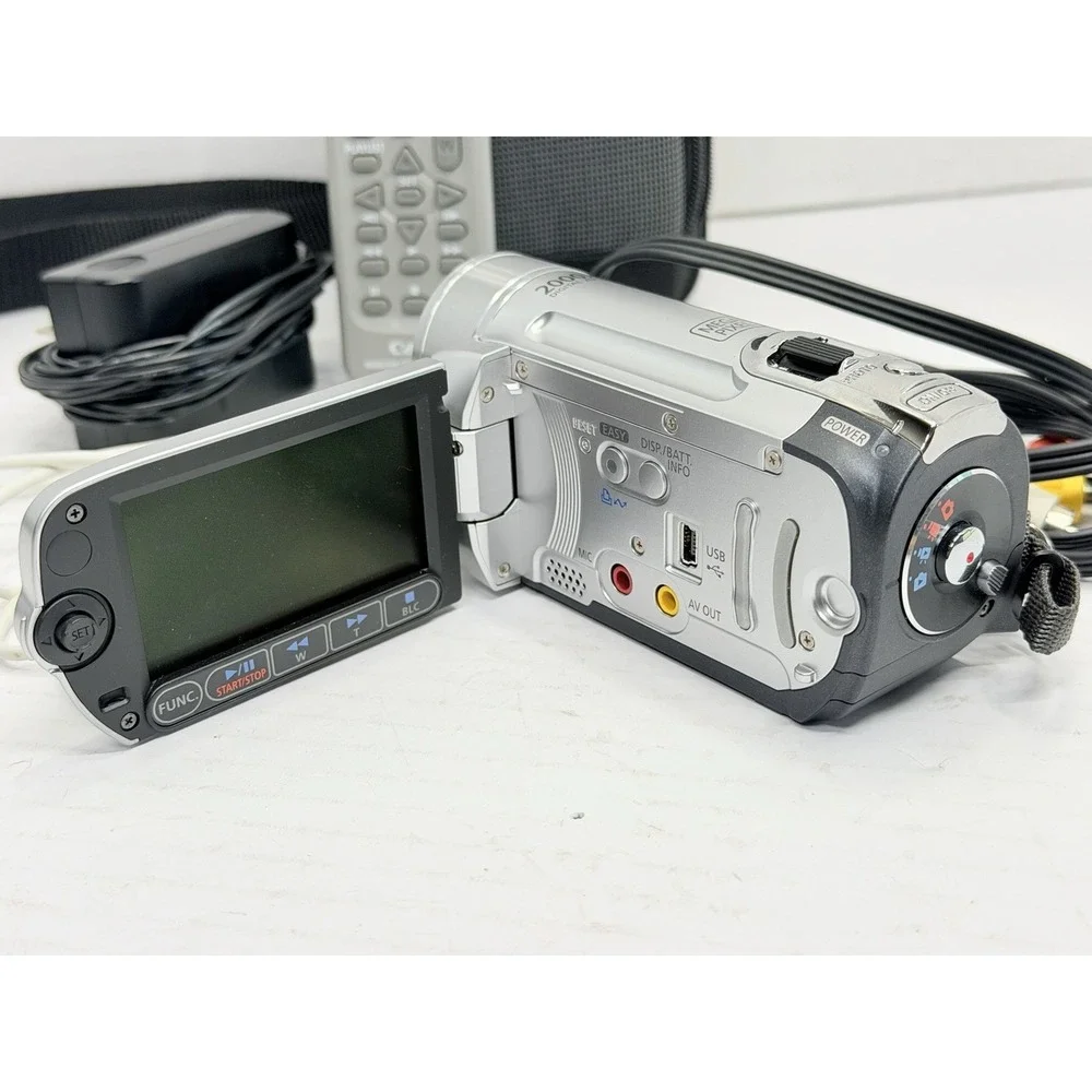 Canon FS100 48X Zoom SD Camcorder Bundle Tested No Charger Dock Remote Case